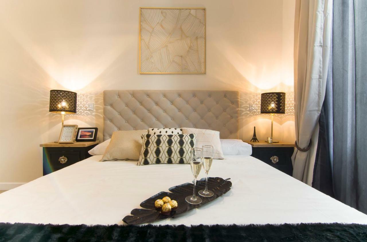 Sol Luxury Suites Мадрид Екстериор снимка